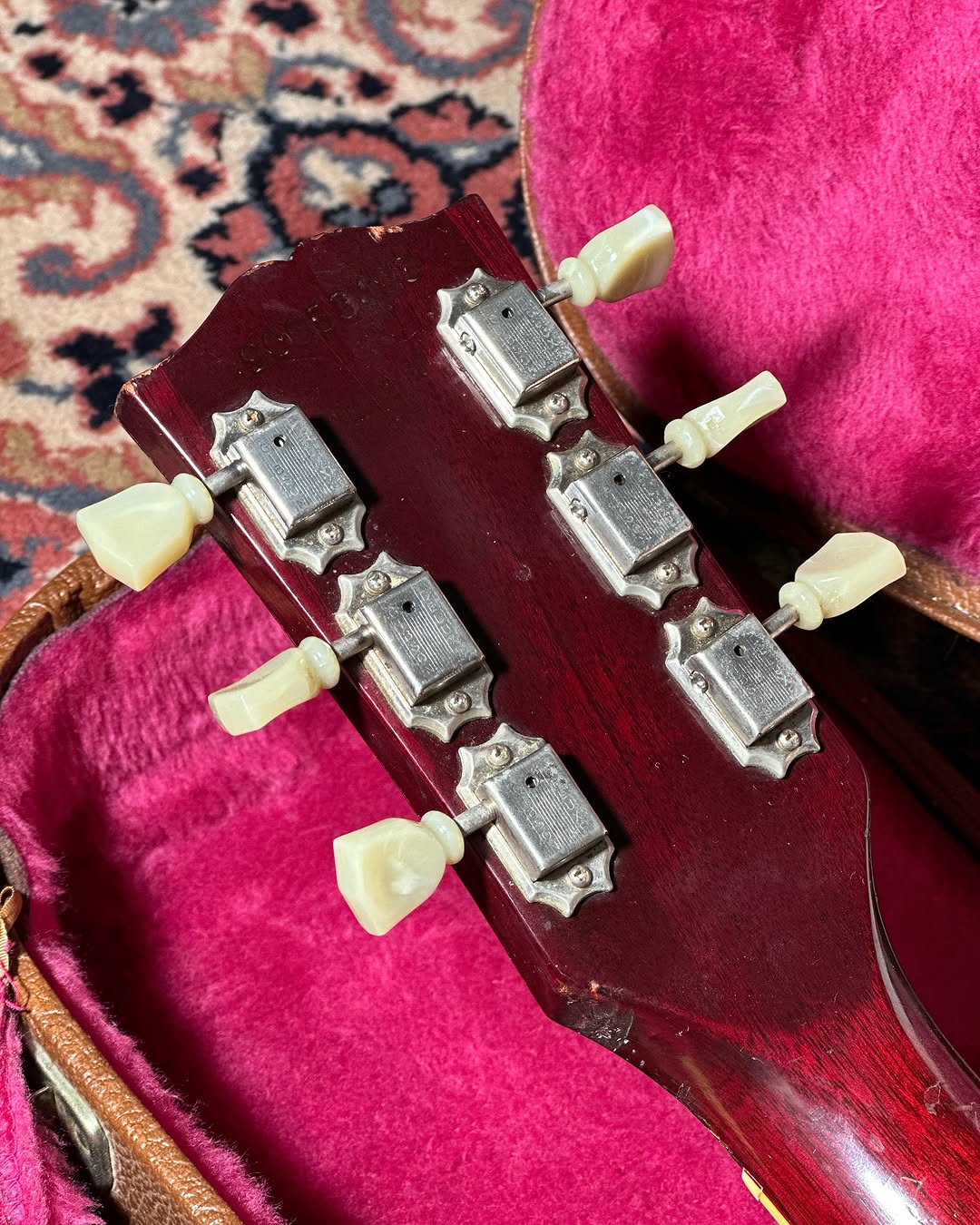 1993 Gibson Les Paul Standard – Wine Red