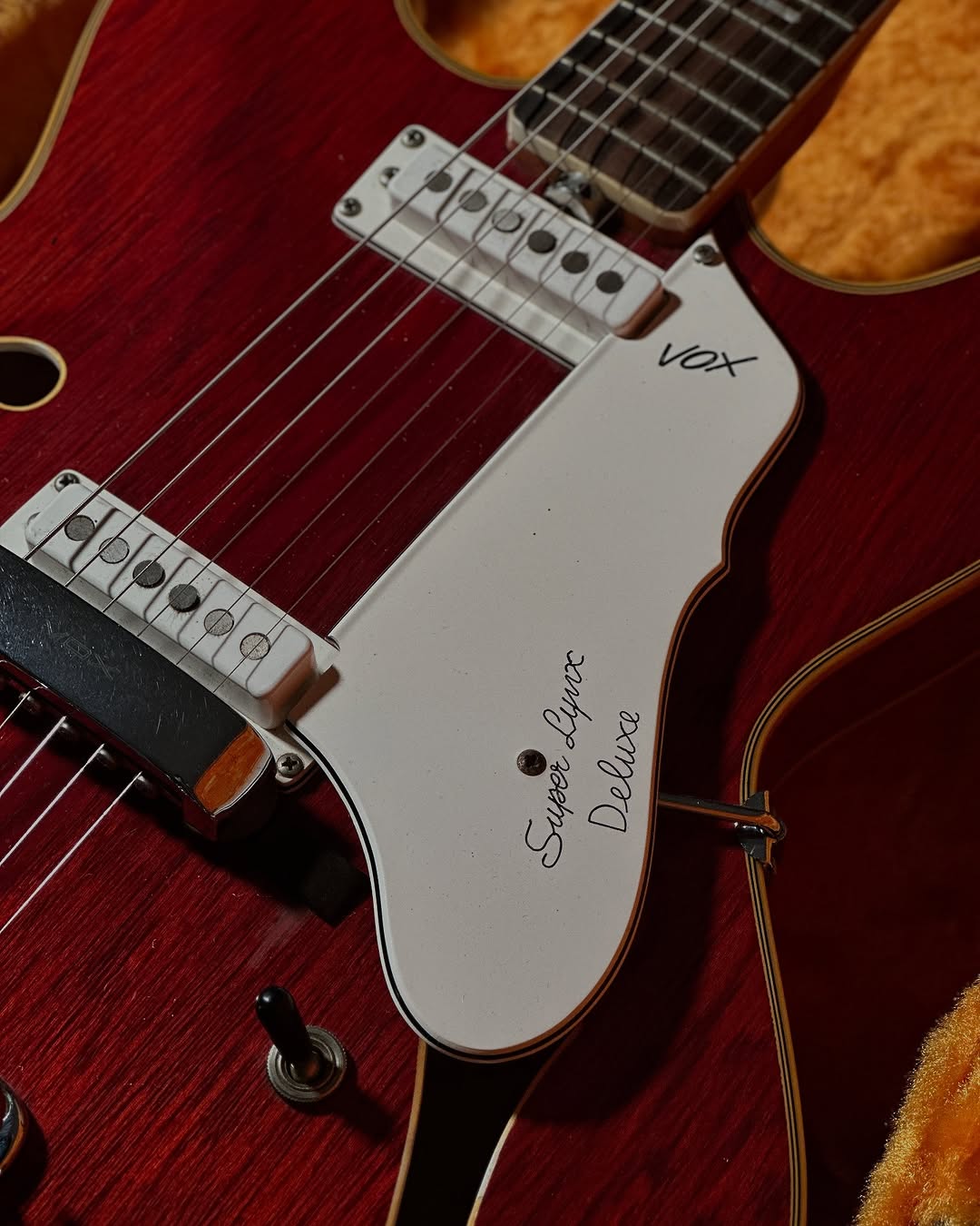 1967 Vox Super Lynx – Cherry Finish