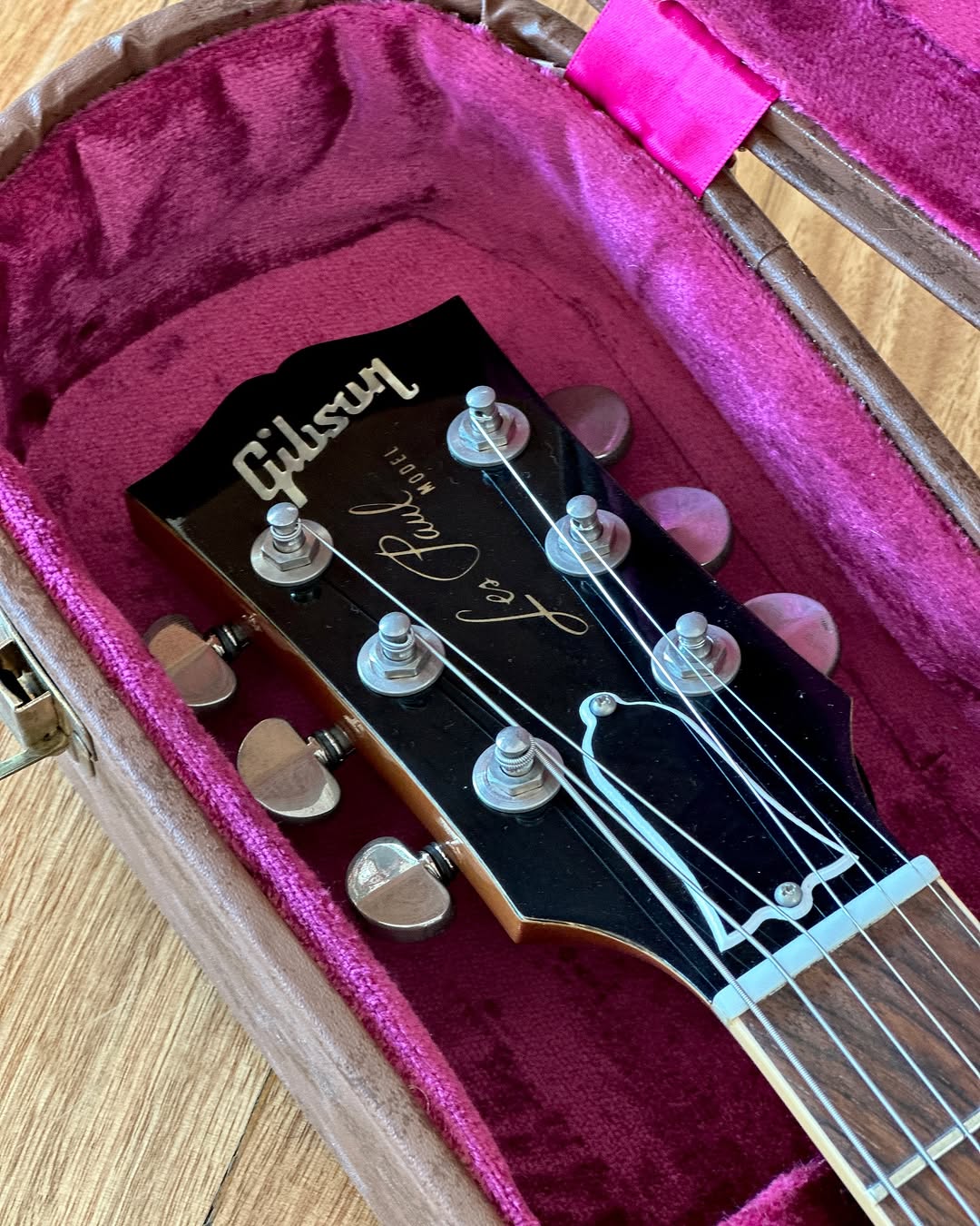2012 Gibson Les Paul Custom Shop ‘57 Reissue – Candy Apple Red