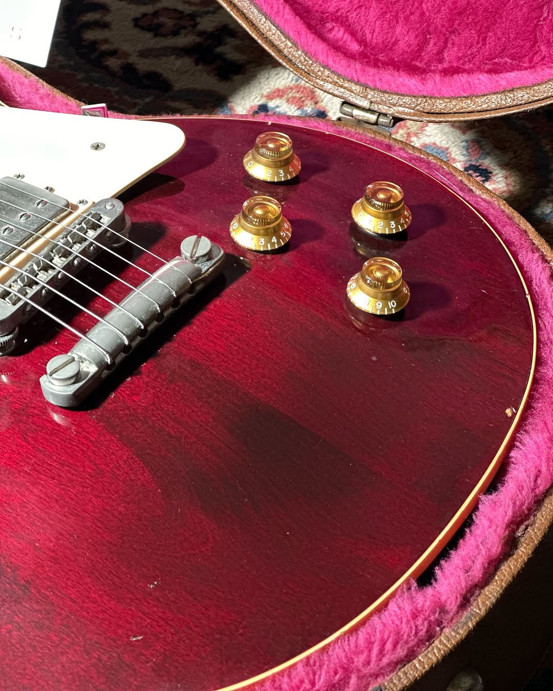 1993 Gibson Les Paul Standard – Wine Red